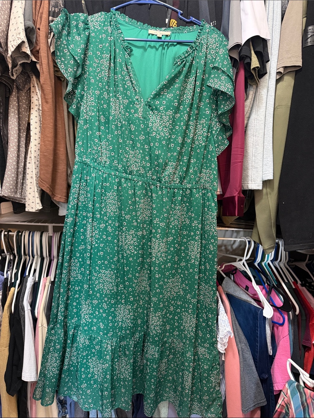 Green Floral V-Neck Midi Dress with Ruffle Sleeves